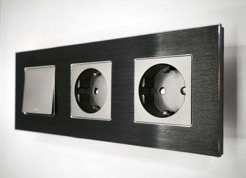 Intrerupator mecanic + priza 3 doze configurabil cu rama de aluminiu (simplu, cap scar/cruce, priza cu wifi, etc) [2]