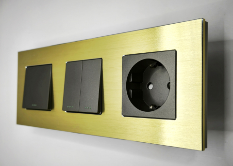 Intrerupator mecanic + priza 3 doze configurabil cu rama de aluminiu (simplu, cap scar/cruce, priza cu wifi, etc), [6]