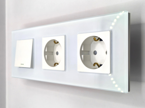 Sticla + Mecanice - Intrerupator mecanic + priza 3 doze configurabil cu rama de sticla (simplu, cap scar/cruce, priza cu wifi, etc),