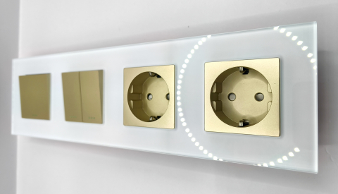 Intrerupator mecanic + priza 4 doze configurabil cu rama de sticla (simple, cap scar/cruce, prize cu wifi, etc) [2]