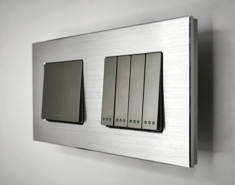 Intrerupator tactil 2 doze configurabil cu rama de aluminiu (simplu, dublu, triplu, cap scara, dimabil, etc.) [2]