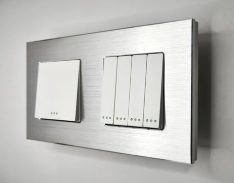 Aluminiu + mecanic - Intrerupator tactil 2 doze configurabil cu rama de aluminiu (simplu, dublu, triplu, cap scara, dimabil, etc.)