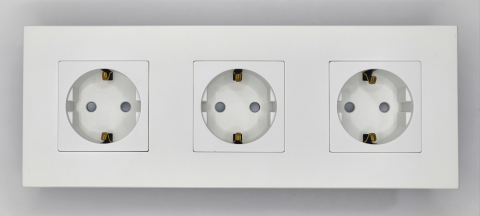 Priza tripla configurabila 3 doze cu rama din plastic (simple, USB, Wifi, etc.) [1]