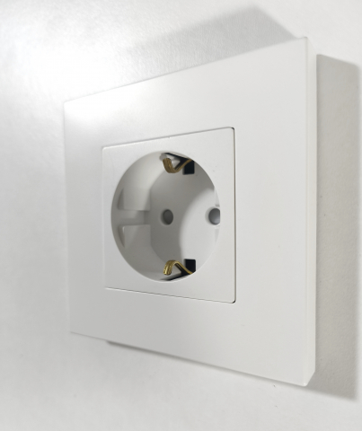 Plastic + mecanice - Priza simpla cu rama de plastic (1 doza) configurabila (simpla, cu wifi, usb).