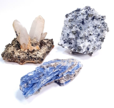 Minerale brute si slefuite