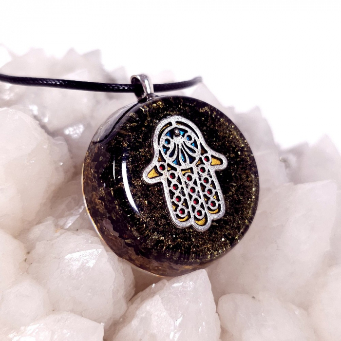Medalion hamsa intoarsa a bunastarii din pietre naturale [3]