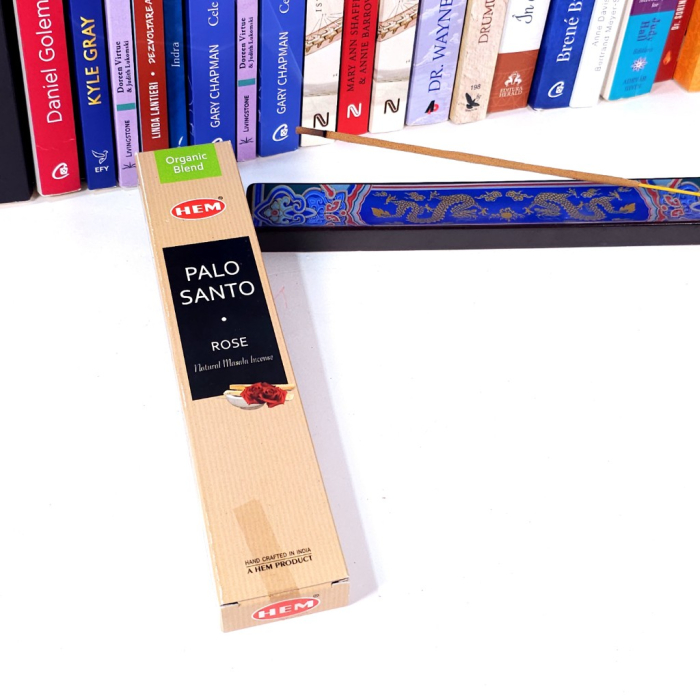 Bete parfumate cu palo santo si trandafir [3]