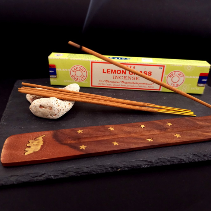 Betisoare parfumate Satya Lemon Grass – 10 bețe naturale cu aromă proaspătă de lămâiță [4]