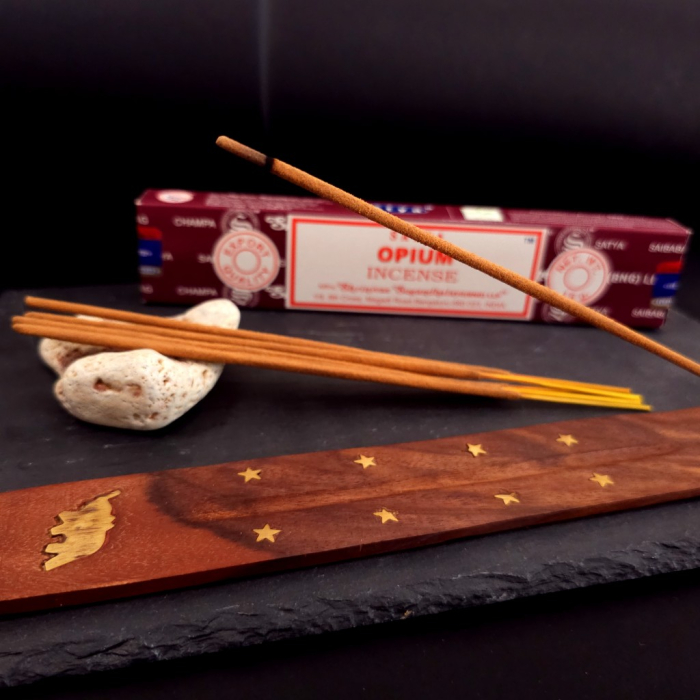 Bețișoare parfumate Satya Opium 15 gr, aromă oriental-dulce flori vanilie ambră, rulate manual India, aromaterapie [4]