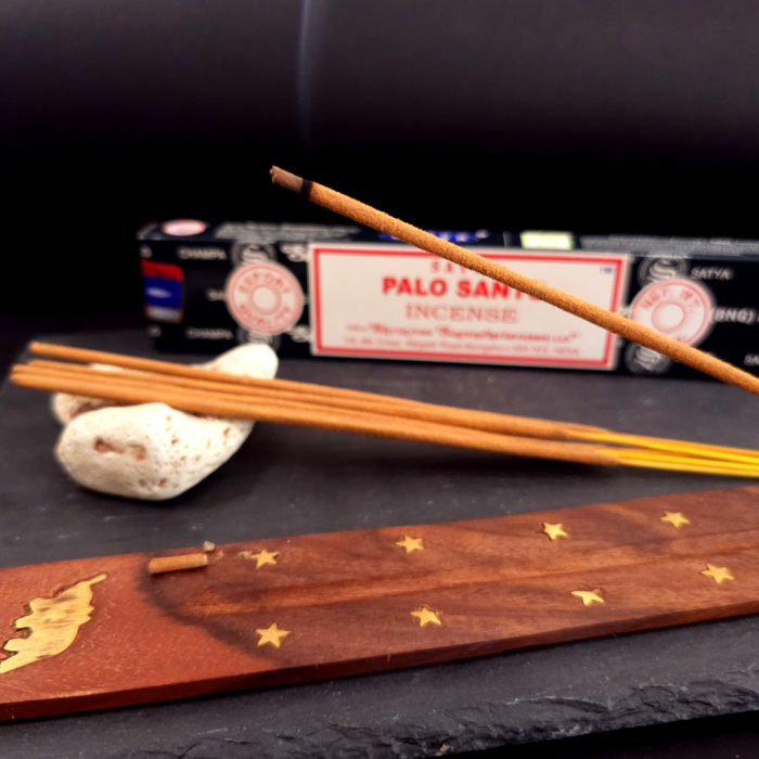 Bețișoare parfumate Satya Palo Santo 15 gr, aromă lemnoasă caldă Bursera graveolens, rulate manual India, cutie carton [4]