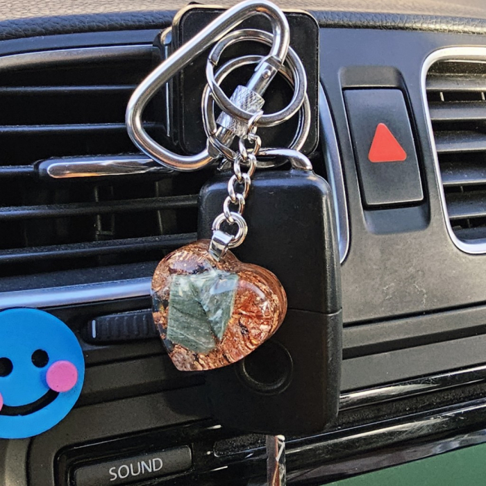 Breloc orgonic inima cu serafinit [3]