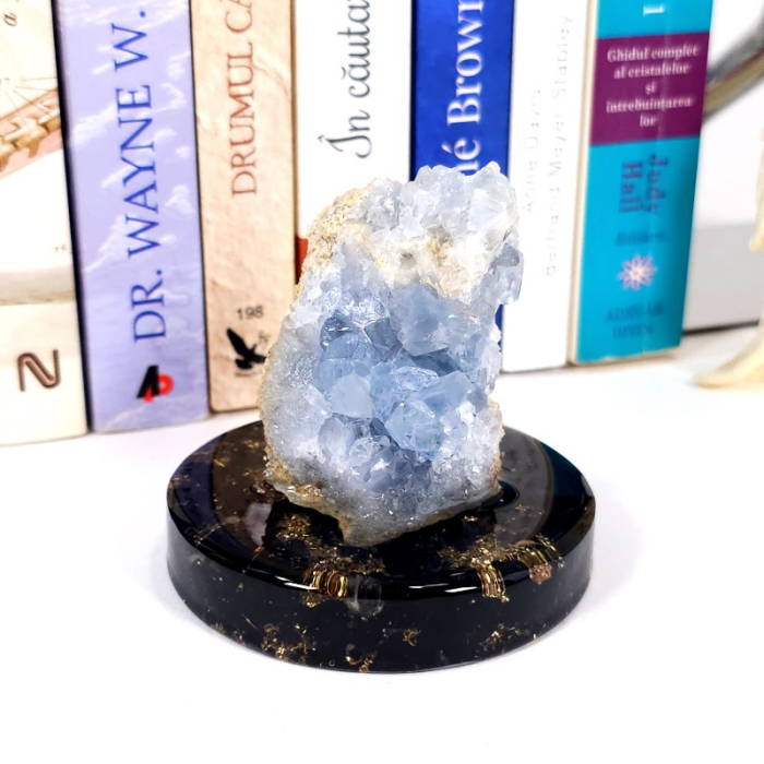 Celestina, cristal albastru pe disc orgonic cu turmalina [2]