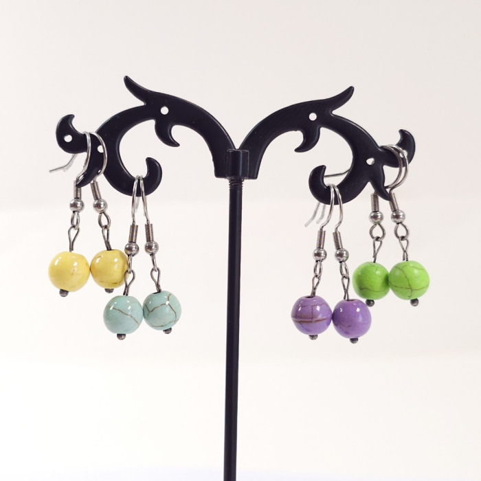 Cercei colorați din howlit – galben, mov, verde, 3.4 cm [3]