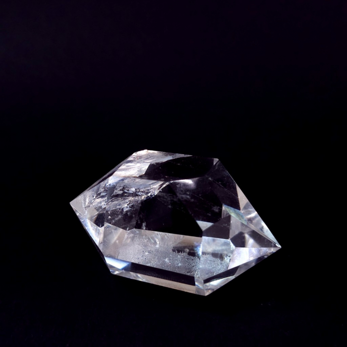 Cristal de cuart cu dubla terminatie [2]