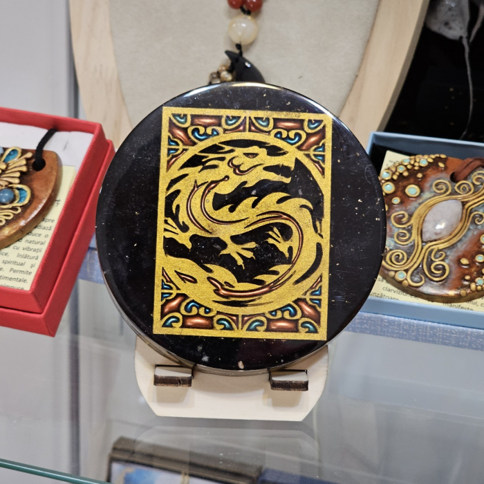 Decoratiune din pietre naturale dragon protector [6]