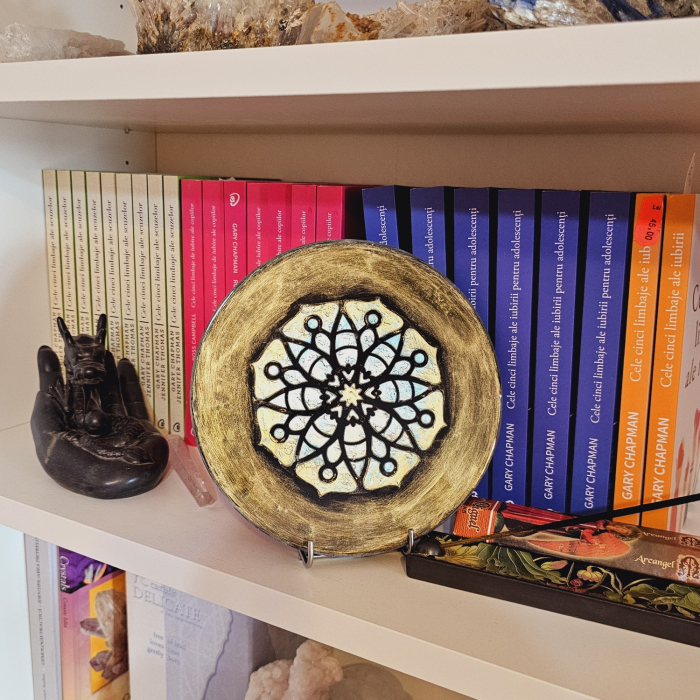 Decoratiune pentru casa sau birou mandala auriu cu albastru [6]