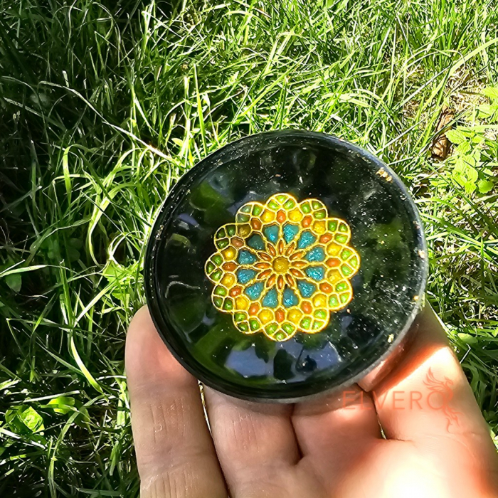 Decoratiune orgon  din pietre naturale model mandala [6]