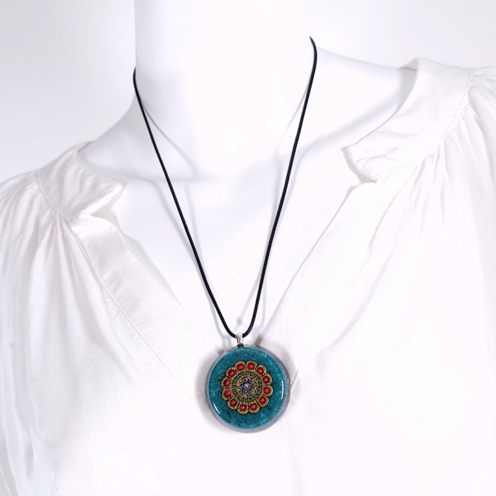 Medalion crisocola orgon cu mandala [5]