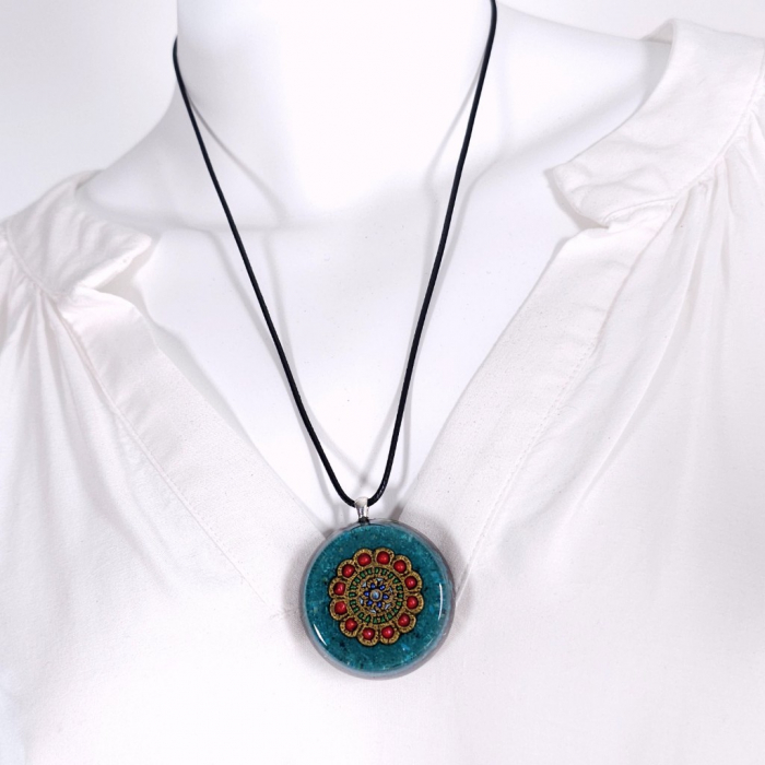 Medalion crisocola orgon cu mandala [4]