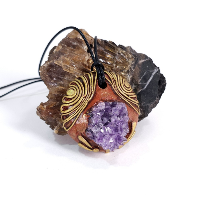 Pandantiv statement unicat din ametist druzy natural – design boho artistic handmade [9]