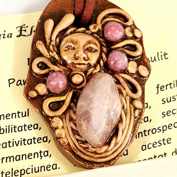 Medalion lut cu pietre naturale [3]