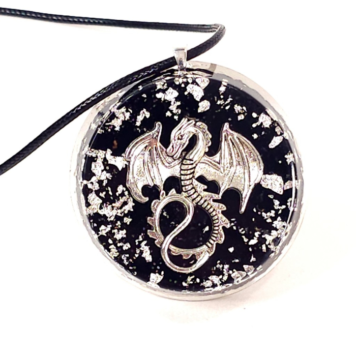 Amuleta dragon argintiu cu pietre naturale [2]