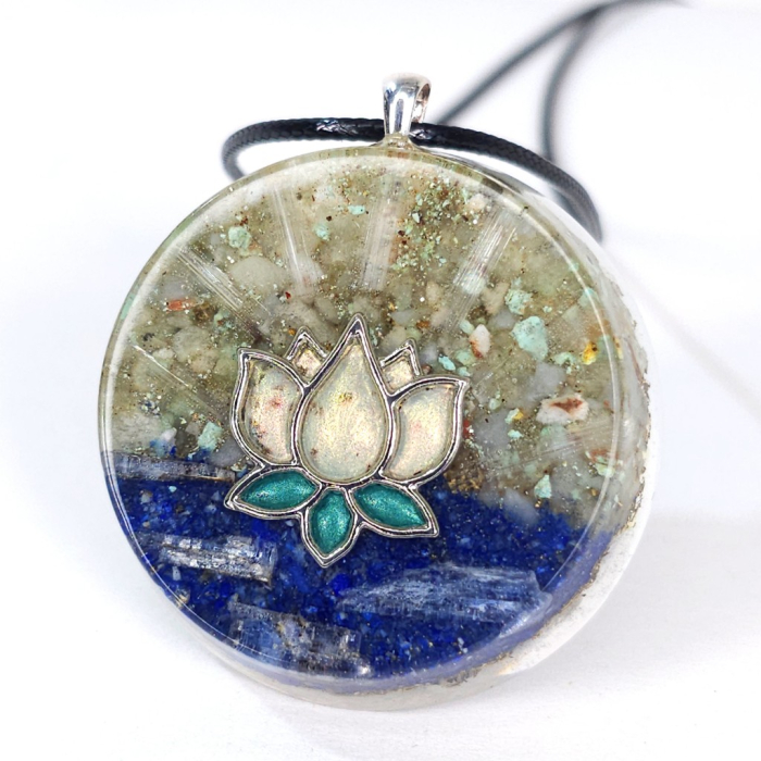 Lotus medalion orgon din pietre naturale semipretioase [3]