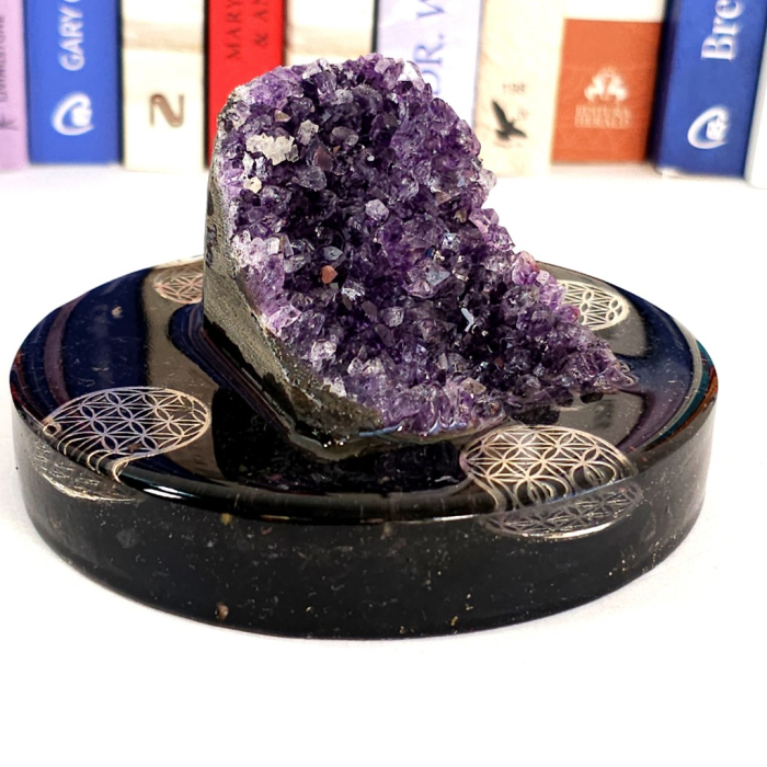 Obiect decorativ din cristale de ametist [5]