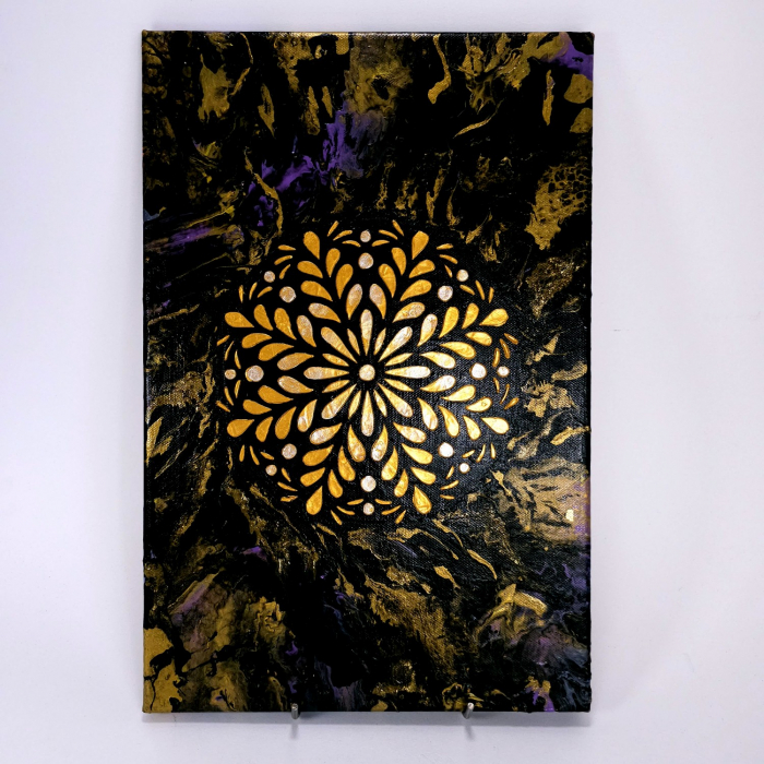 Tablou mandala aurie pe panza in culori acrilice [2]