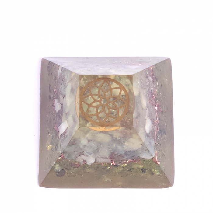 Trunchi piramida orgon mica cu peridot [3]