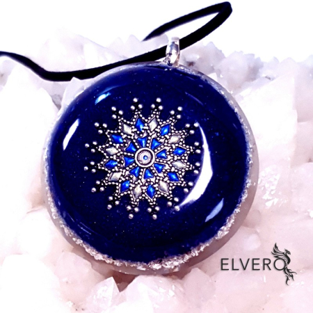 Pandantive Elvero - Pandantiv mandala Elvero cu azurit, lapis lazuli și foiță de argint