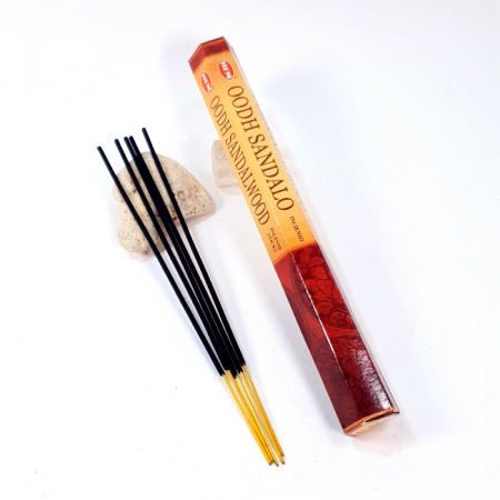 Betisoare parfumate HEM Oodh Sandalwod, lemn agar si santal, note lemnoase