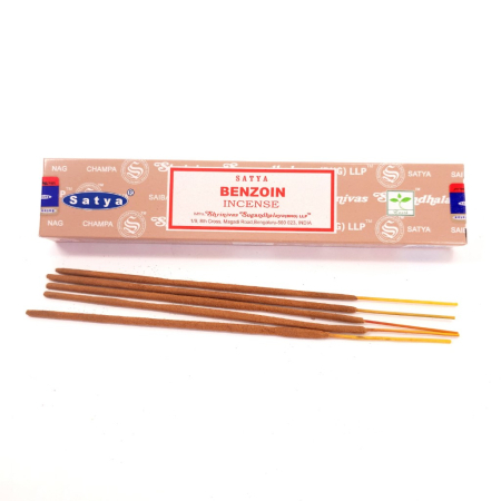 Betisoare parfumate - Bețișoare parfumate Satya Benzoin 15 gr, aromă rășinoasă dulce vanilie, rulate manual India, cutie carton reciclabil