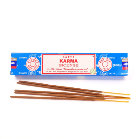 Bețișoare parfumate Satya Karma 15 gr rulate manual India, aromă florală dulce lemnos-caldă, meditație și relaxare [0]