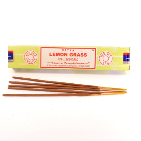 Betisoare parfumate Satya Lemon Grass – 10 bețe naturale cu aromă proaspătă de lămâiță