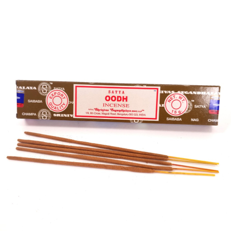 Bețișoare parfumate Satya Oodh 15 gr, aromă agarwood lemn agar, rulate manual India, meditație aromaterapie