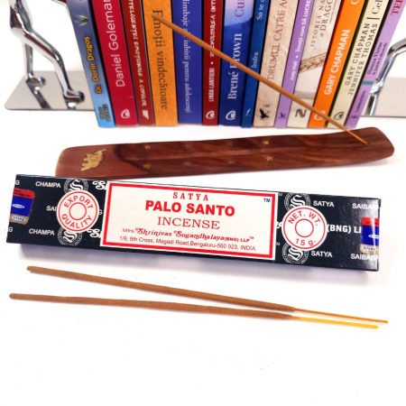 Bețișoare parfumate Satya Palo Santo 15 gr, aromă lemnoasă caldă Bursera graveolens, rulate manual India, cutie carton [4]