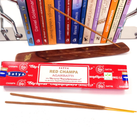 Bețișoare parfumate Satya Red Champa 15 gr, aromă floral-orientală Magnolia champaca, rulate manual India, cutie carton [2]