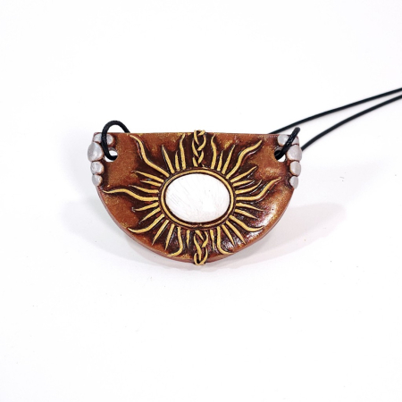Pandantiv soare din scolecit și lut polimer – design artistic handmade cu simbol solar [4]