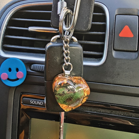 Breloc din pietre naturale zoisit cu rubin [6]