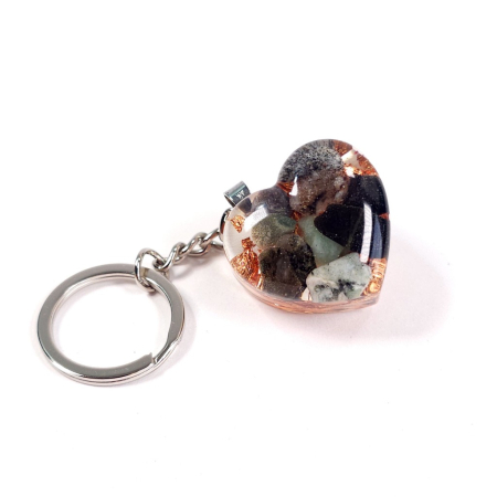 Breloc orgonic inima cu smarald [2]
