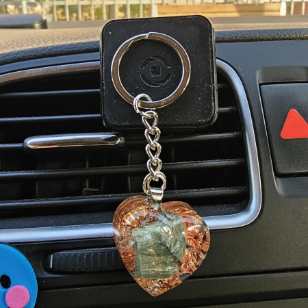 Breloc orgonic inima cu serafinit [4]