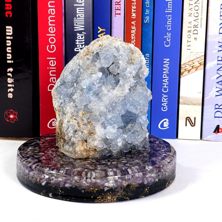 Celestit natural geoda pe suport orgon [9]