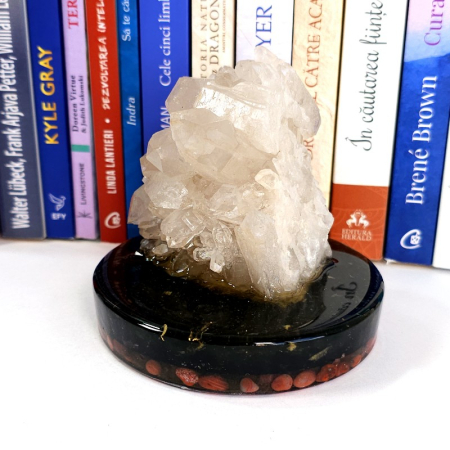 Cluster  din cuarț alb pe suport orgonic din turmalina neagră [4]