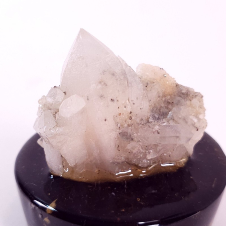 Decoratiune pentru casa birou din cuart natural [2]