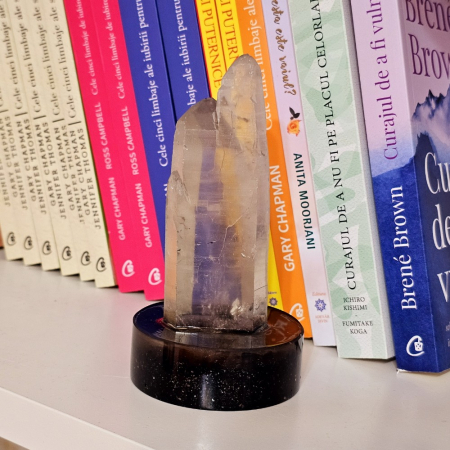 Cluster cuart lemurian pe suport orgonic turmalina [7]