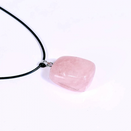 Pandantiv piatra cuart roz cu snur [1]