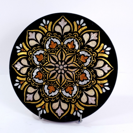 Tablou mandala aurie din pietre naturale [2]