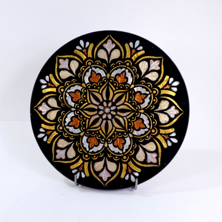 Tablou mandala aurie din pietre naturale [6]