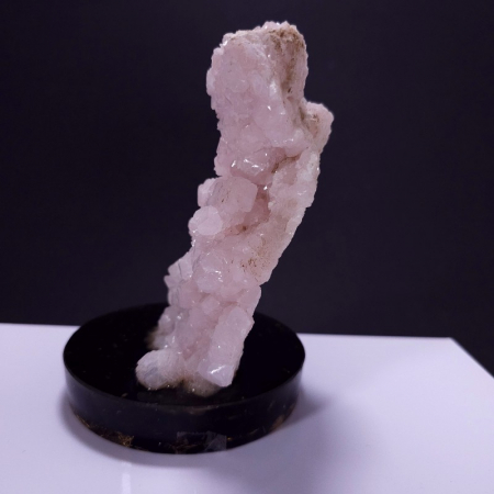 Calcit roz pe suport orgonic cu turmalina neagra [3]